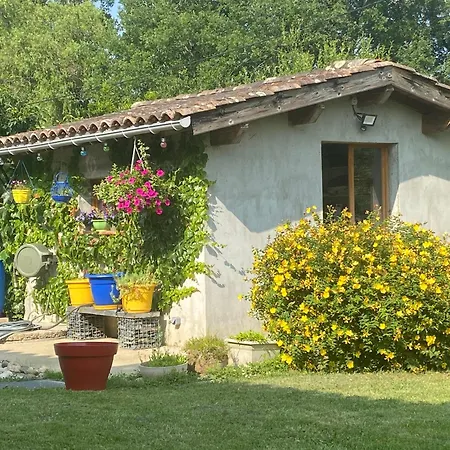 Bed & Breakfast Deux Personnes, Lit Pour Bebe 4*