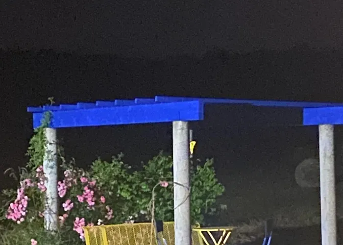 Deux Personnes, Lit Pour Bebe 4*